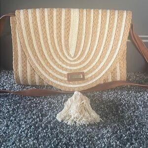 Elegant Tan Woven Bag